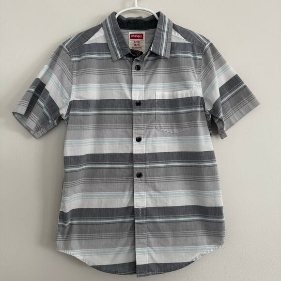 Casual Short-Sleeve Button-Down Tops: Plaid and Stripes, Includes 3 Tops - Picture 5 of 10